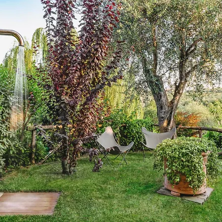 New Fine House With Newly Built Garden Apartmán *